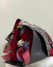 Load image into Gallery viewer, Royal Romance