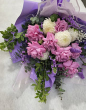 Load image into Gallery viewer, Blushing elegance